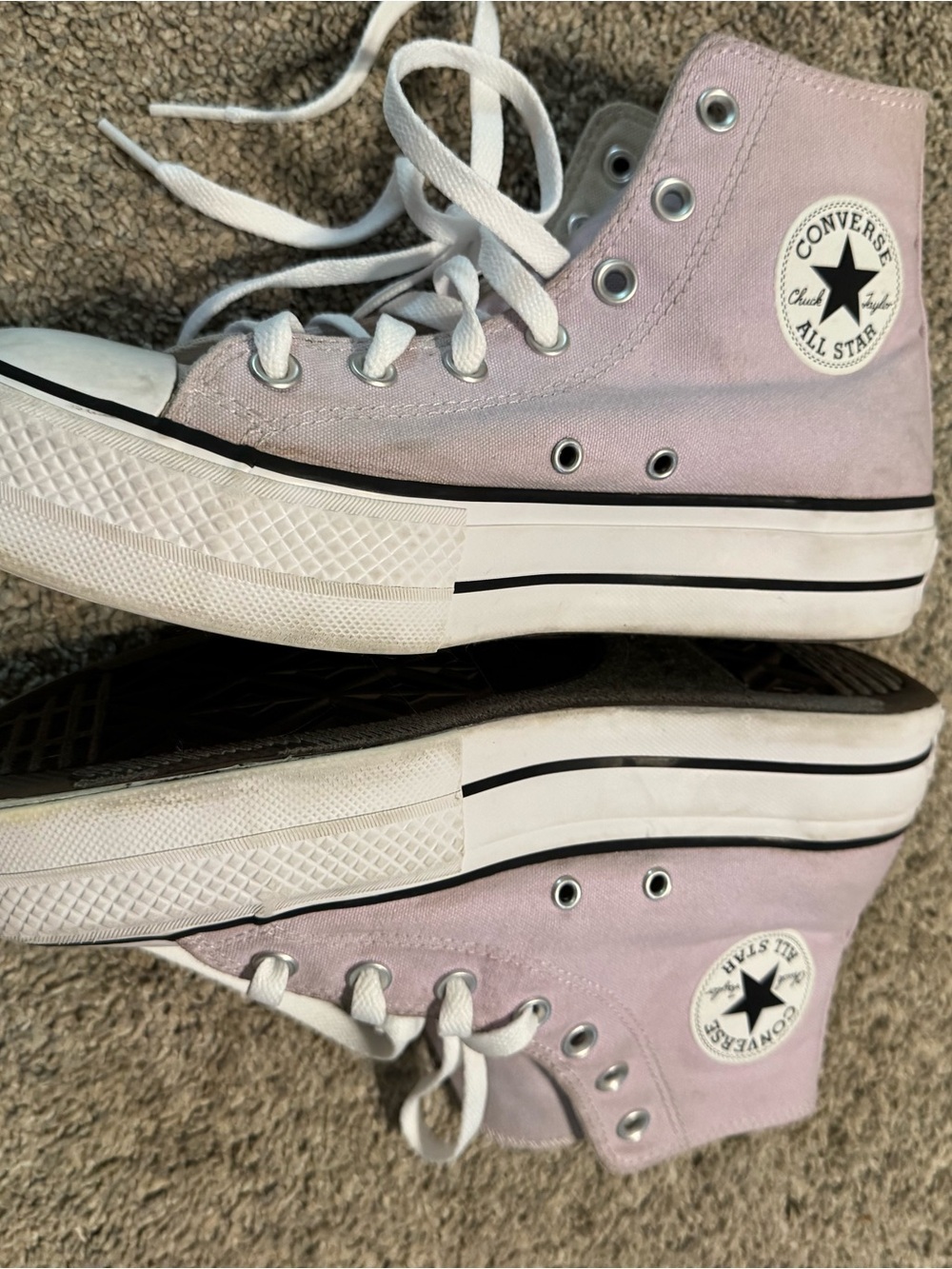 Converse High Top Sneakers in Light Pink/lavender size 9